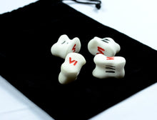 Load image into Gallery viewer, Tali Roman Knuckle Bones Dice + Bag only Accessories
